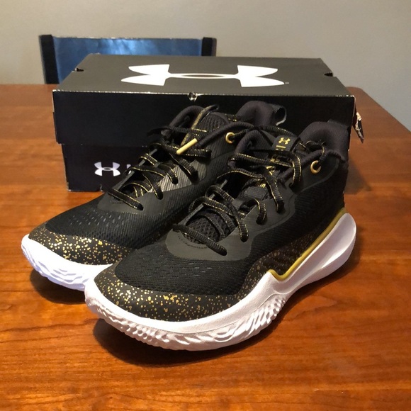 Womens Under Armour 3024594-002 Flow Breakthru 2 basketball shoes - Picture 4 of 12